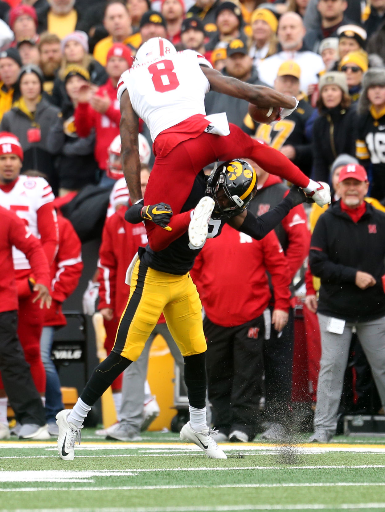 112318-Iowa-Football-003